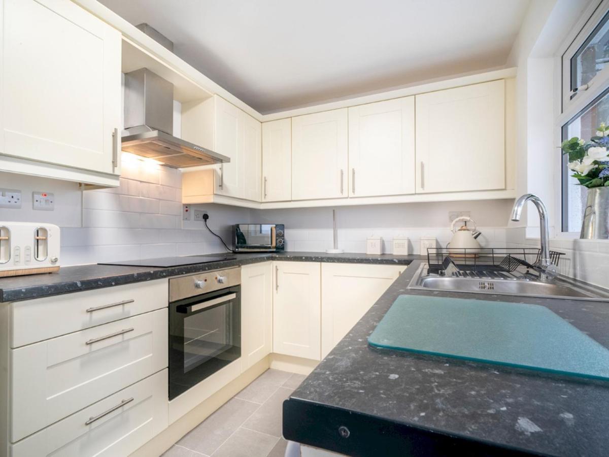 Pass The Keys Mccracken'S Townhouse - 10 Min Walk To City Centre Belfast Bagian luar foto